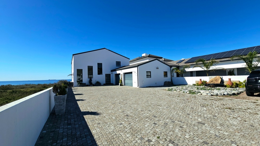 5 Bedroom Property for Sale in Sandy Point Beach Estate Western Cape